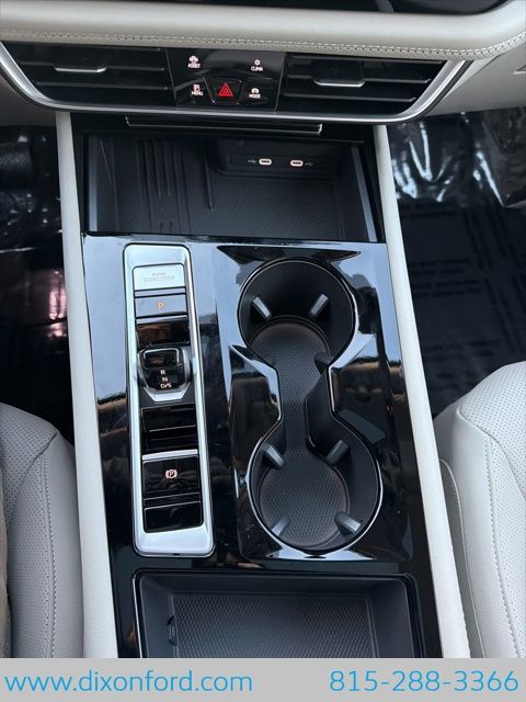 2026 Volkswagen Atlas SE w/Tech - Photo 12