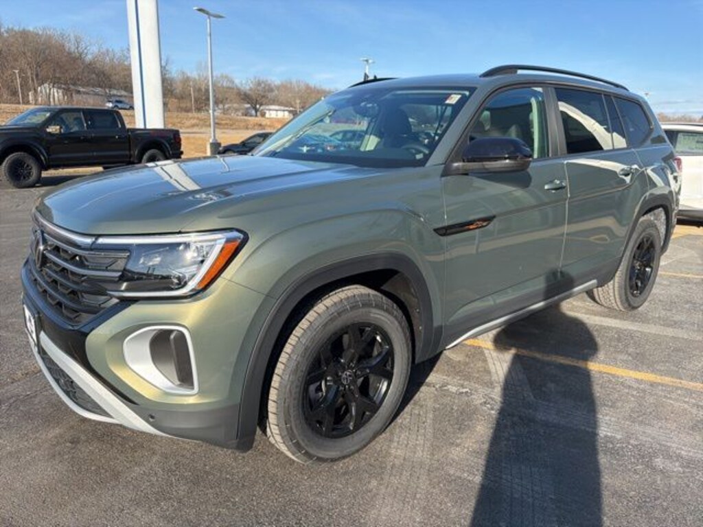New 2026 Volkswagen Atlas 2.0T Peak Edition SUV