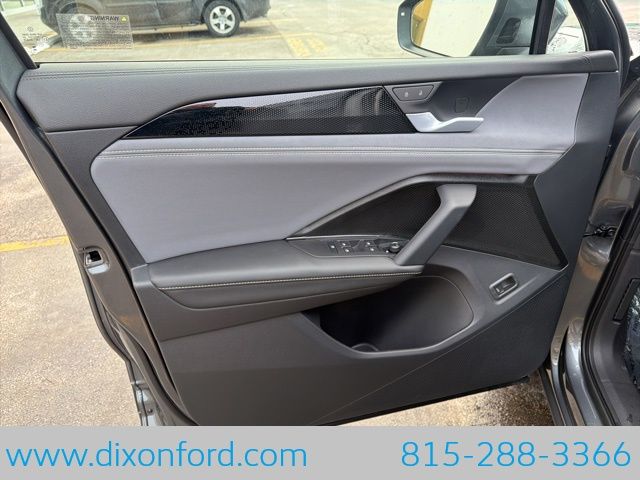 2026 Volkswagen Tiguan SE - Photo 22