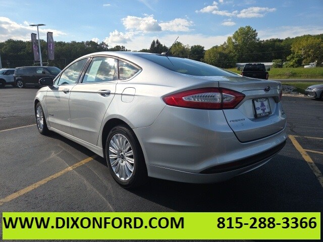 2013 Ford Fusion Hybrid SE photo 3
