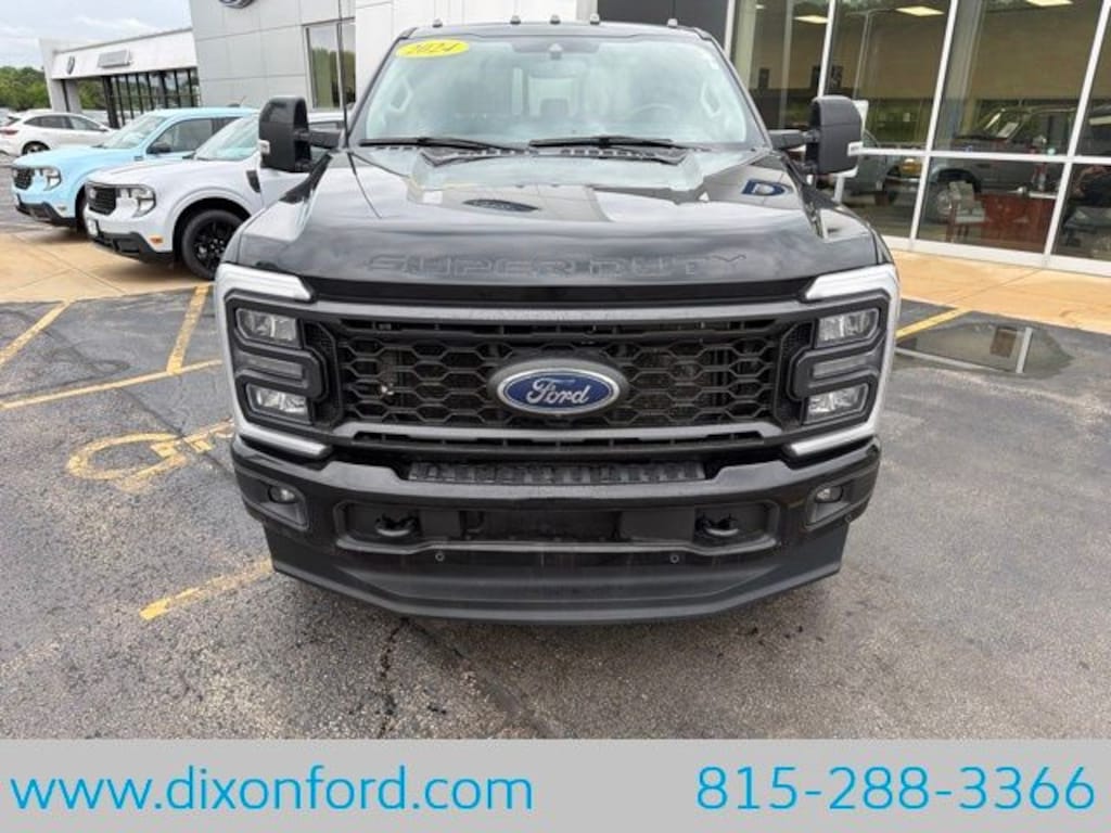 Used 2024 Ford F-250SD Lariat Truck