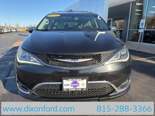 Used 2020 Chrysler Pacifica Limited with VIN 2C4RC1GG5LR156312 for sale in Dixon, IL