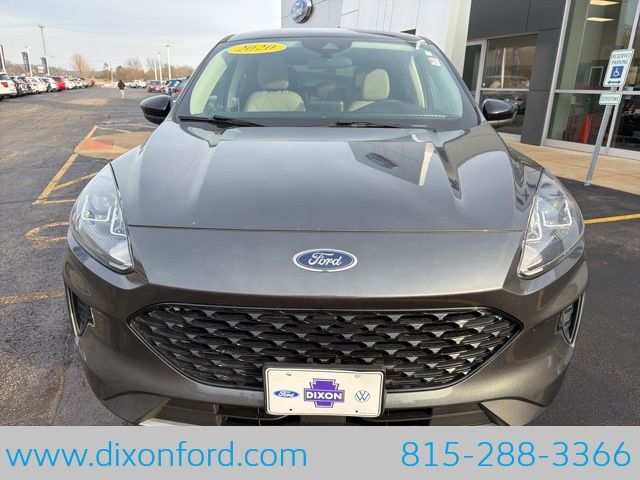 Used 2020 Ford Escape SE with VIN 1FMCU9BZ5LUC34807 for sale in Dixon, IL