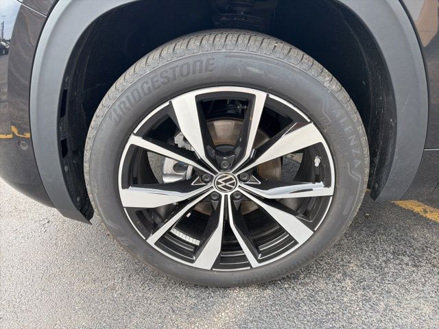 2026 Volkswagen Atlas SEL Premium R-Line - Photo 31