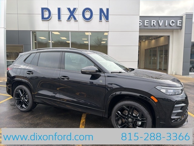 2026 Volkswagen Tiguan SE R-LINE BLACK's photo