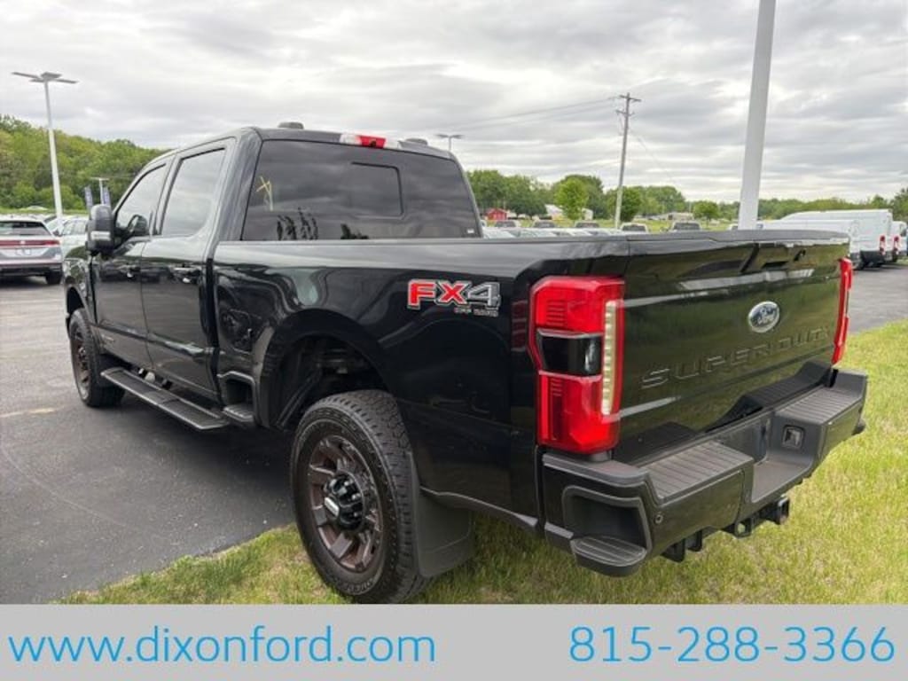 Used 2024 Ford F-250SD Lariat Truck