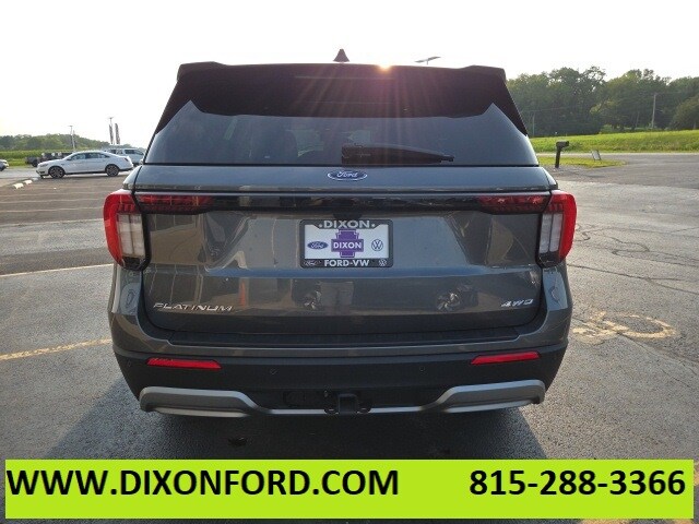 2025 Ford Explorer Platinum photo 3