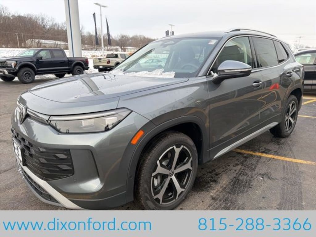 New 2026 Volkswagen Tiguan 2.0T SE SUV