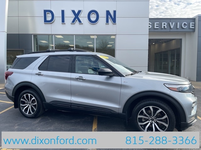 2022 Ford Explorer ST Line's photo