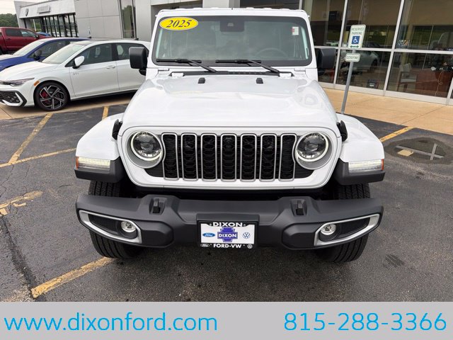 Used 2025 Jeep Wrangler Sahara SUV