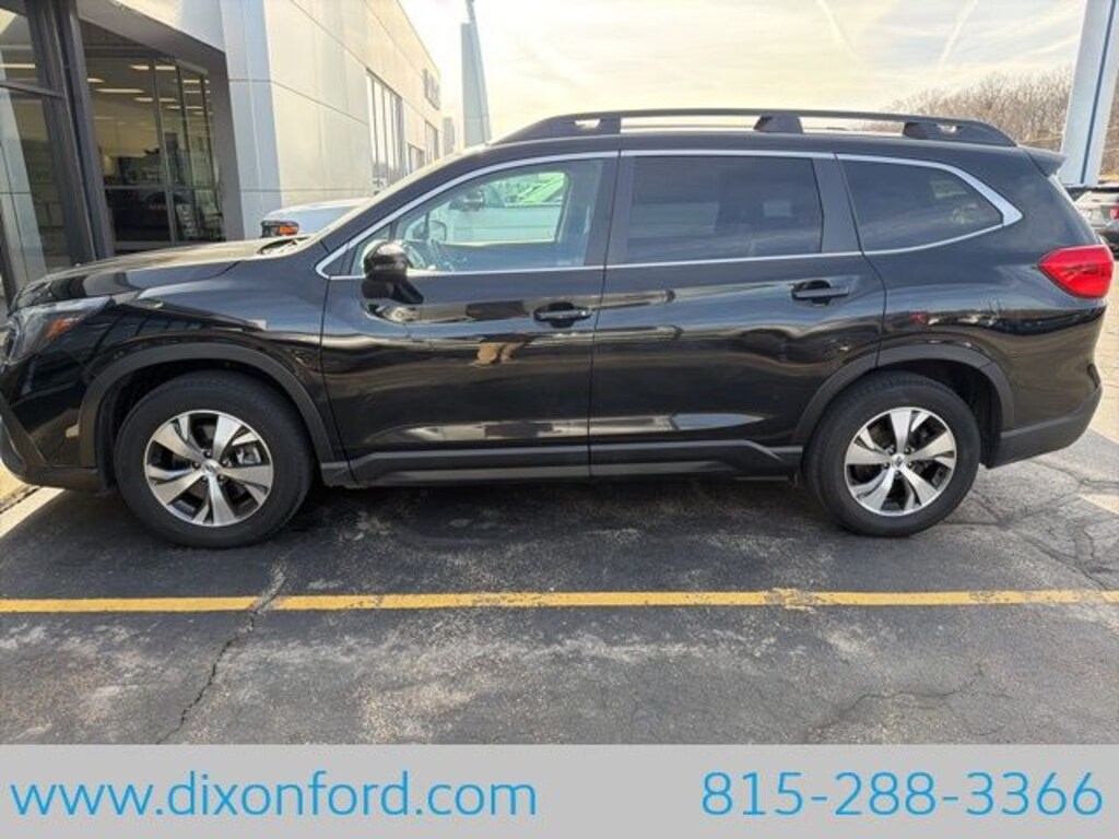 Used 2023 Subaru Ascent Premium SUV