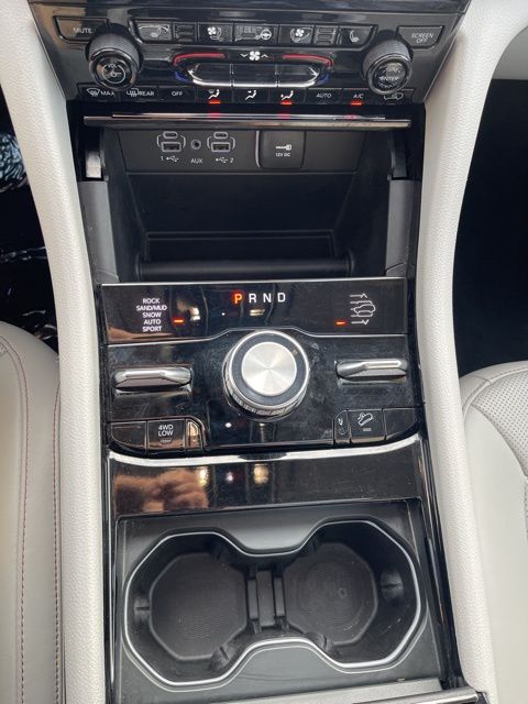 2023 Jeep Grand Cherokee Overland - Photo 14