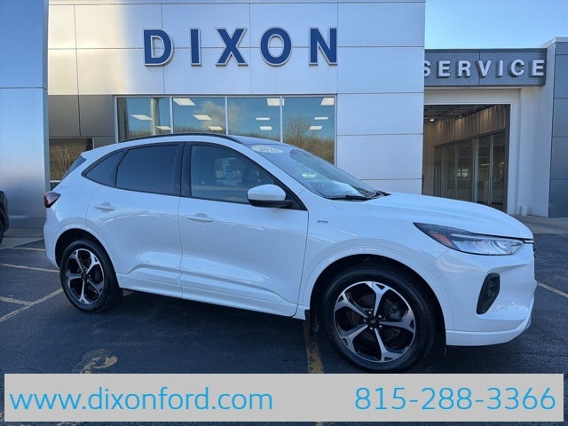 2023 Ford Escape ST-Line Select's photo