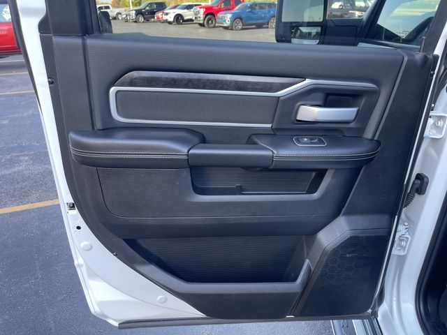 2024 RAM Ram 3500 Pickup Big Horn - Photo 24