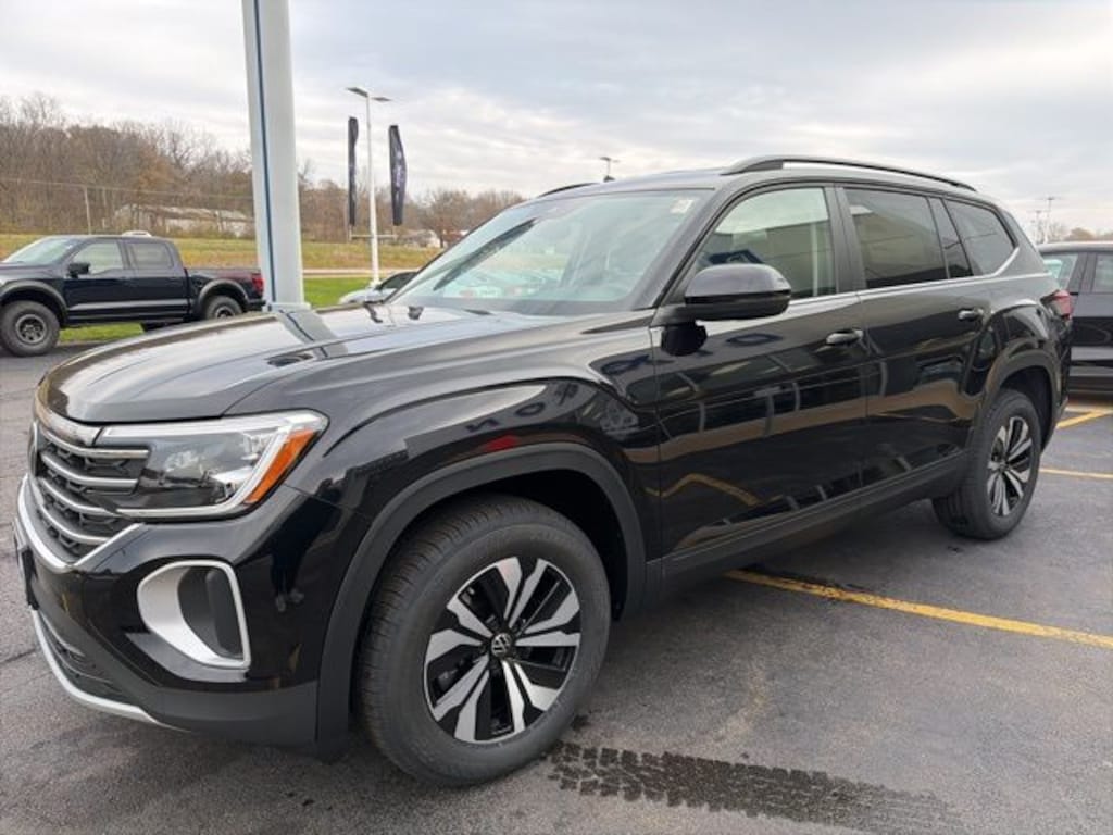 New 2026 Volkswagen Atlas 2.0T SE SUV