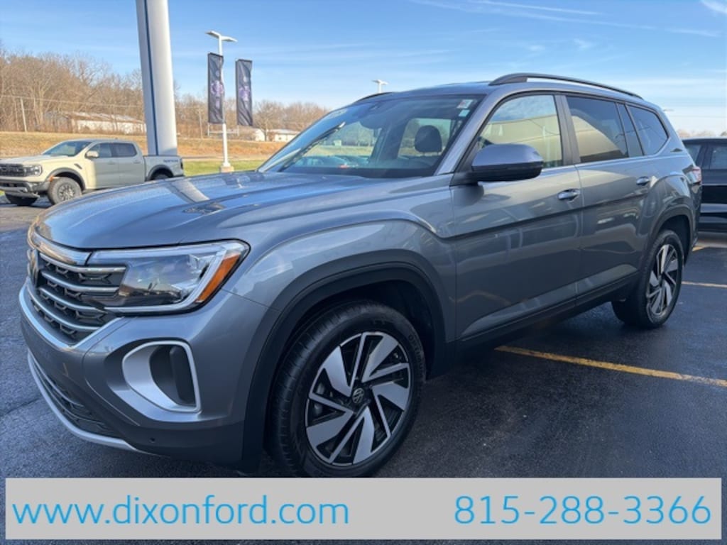 Used 2025 Volkswagen Atlas 2.0T SE w/Technology SUV