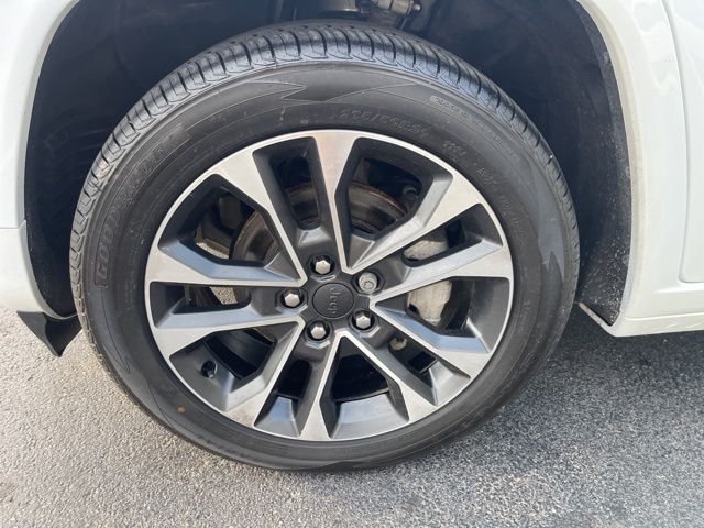 2023 Jeep Grand Cherokee Overland - Photo 31