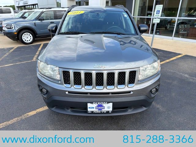 Used 2011 Jeep Compass Base with VIN 1J4NT1FB6BD289337 for sale in Dixon, IL