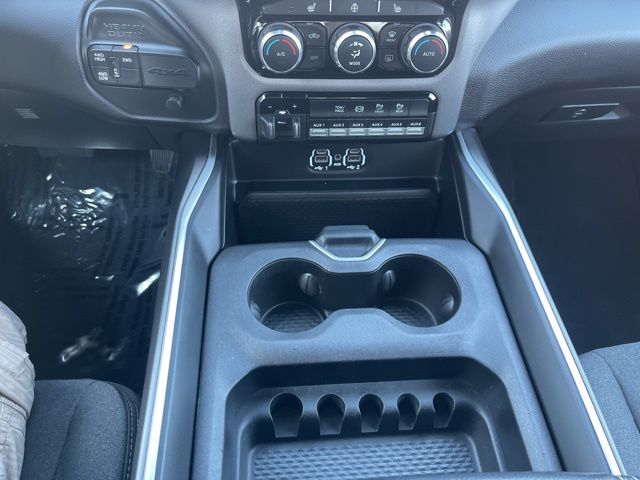 2024 RAM Ram 3500 Pickup Big Horn - Photo 14