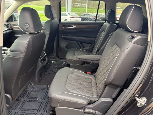 2026 Volkswagen Atlas SEL Premium R-Line - Photo 23