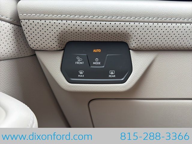 2026 Volkswagen Atlas SE w/Tech - Photo 17