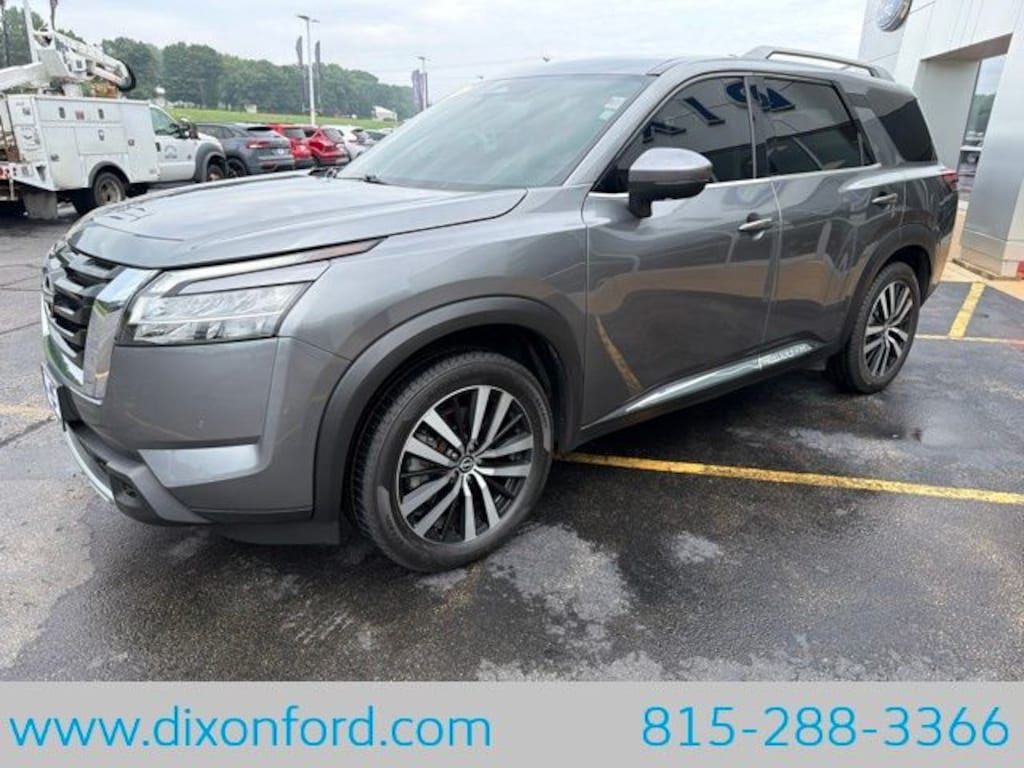 Used 2023 Nissan Pathfinder Platinum SUV
