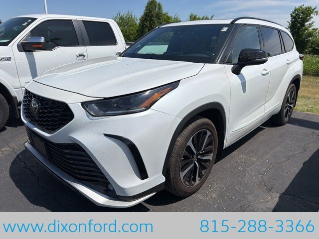 2022 Toyota Highlander XSE 4x4 V6's photo