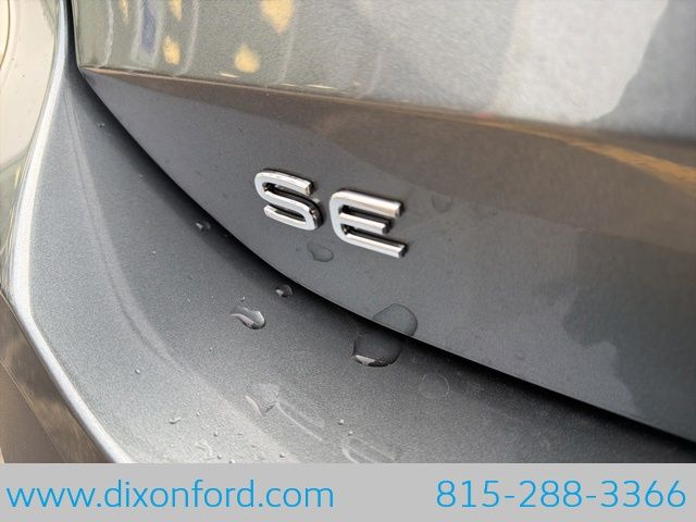 2026 Volkswagen Tiguan SE - Photo 26