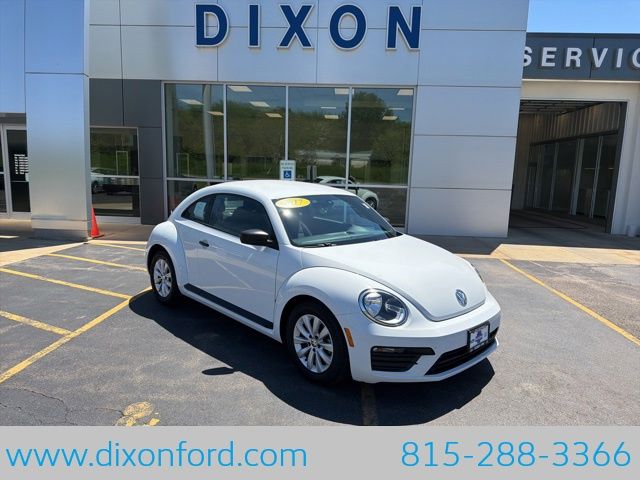2017 Volkswagen Beetle 1.8T S Auto's photo