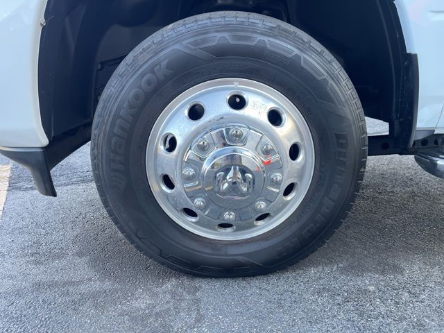 2024 RAM Ram 3500 Pickup Big Horn - Photo 29