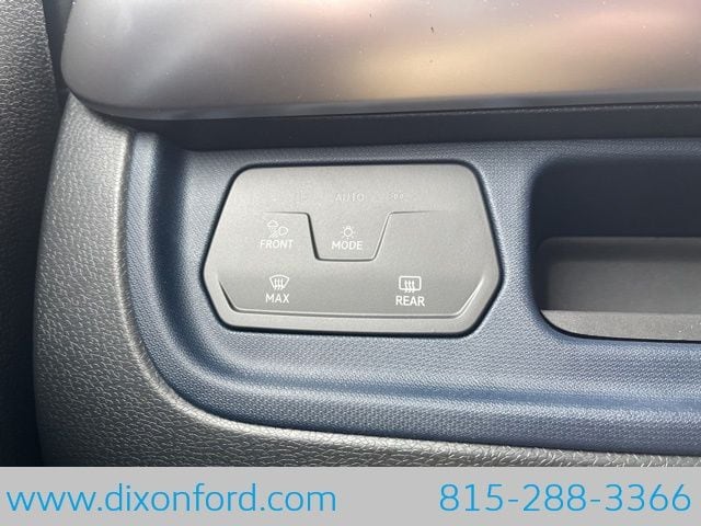 2025 Volkswagen ID. Buzz PRO S - Photo 17