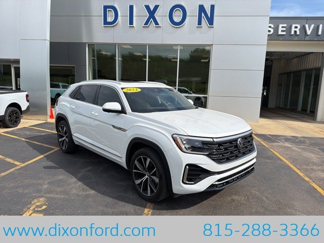 2024 Volkswagen Atlas Cross Sport 2.0 TSI Execline 4MOTION's photo