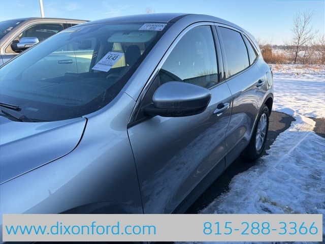 Used 2021 Ford Escape SE with VIN 1FMCU0G60MUA85671 for sale in Dixon, IL