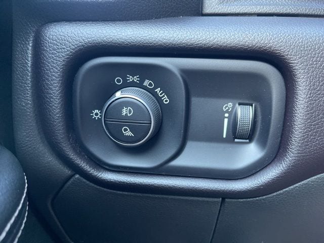 2024 RAM Ram 3500 Pickup Big Horn - Photo 19