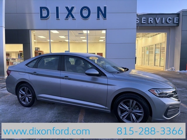 2024 Volkswagen Jetta SE's photo