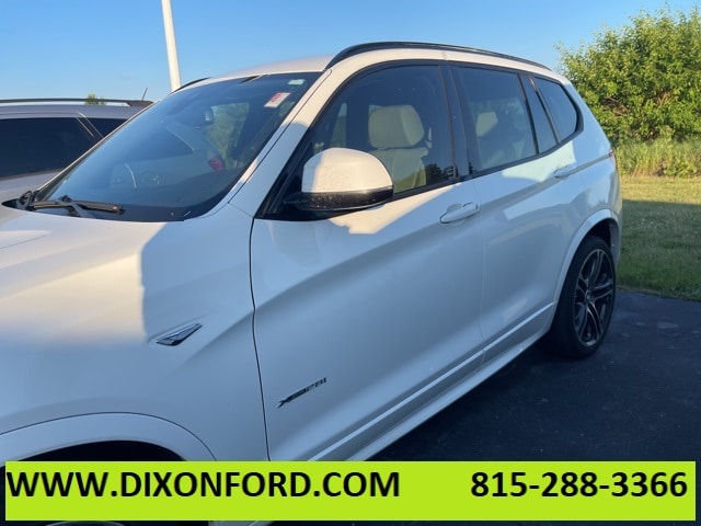 Used 2015 BMW X3 xDrive28i with VIN 5UXWX9C5XF0D59982 for sale in Dixon, IL