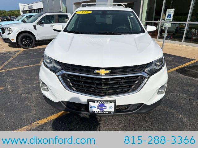 Used 2019 Chevrolet Equinox LT with VIN 2GNAXUEVXK6270561 for sale in Dixon, IL