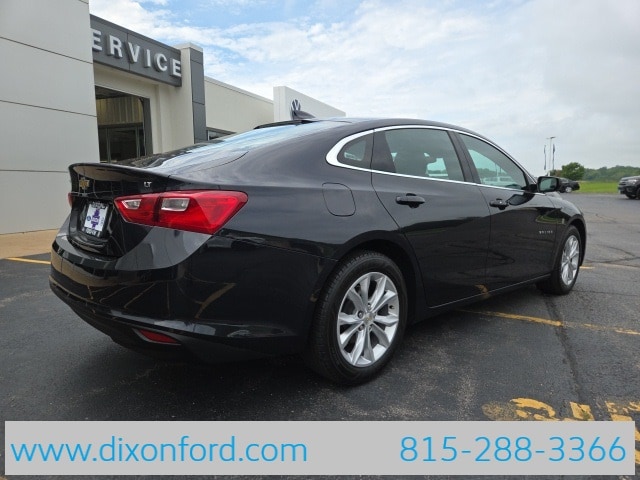 Used 2023 Chevrolet Malibu 1LT with VIN 1G1ZD5ST4PF119153 for sale in Dixon, IL