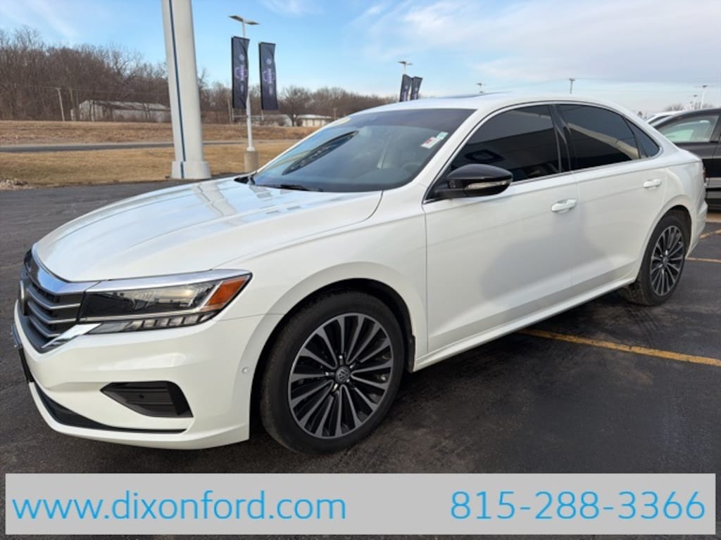 Used 2022 Volkswagen Passat 2.0T Limited Edition Sedan