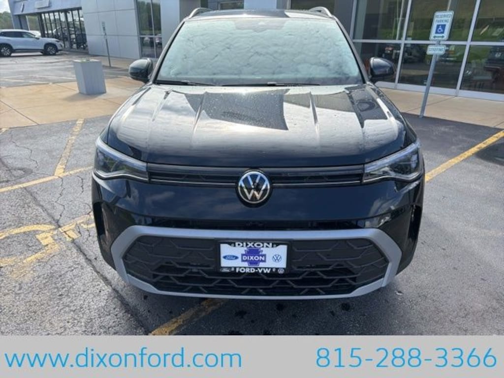 New 2026 Volkswagen Taos 1.5T SE SUV