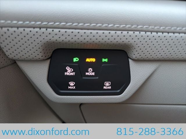 2026 Volkswagen Atlas SE w/Tech - Photo 17