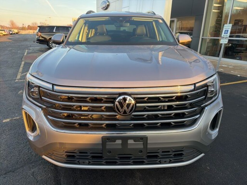 New 2026 Volkswagen Atlas 2.0T SE w/Technology SUV