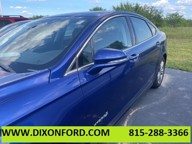 Used 2015 Ford Fusion Hybrid Titanium with VIN 3FA6P0RU0FR251675 for sale in Dixon, IL
