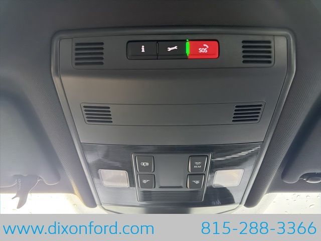 2026 Volkswagen Jetta Sport - Photo 18