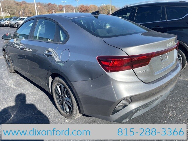 2024 Kia Forte LXS photo 3