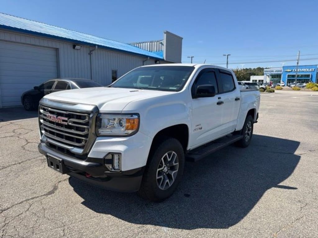 Used 2022 GMC Canyon AT4 w/Cloth Truck