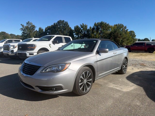2014 Chrysler 200 S