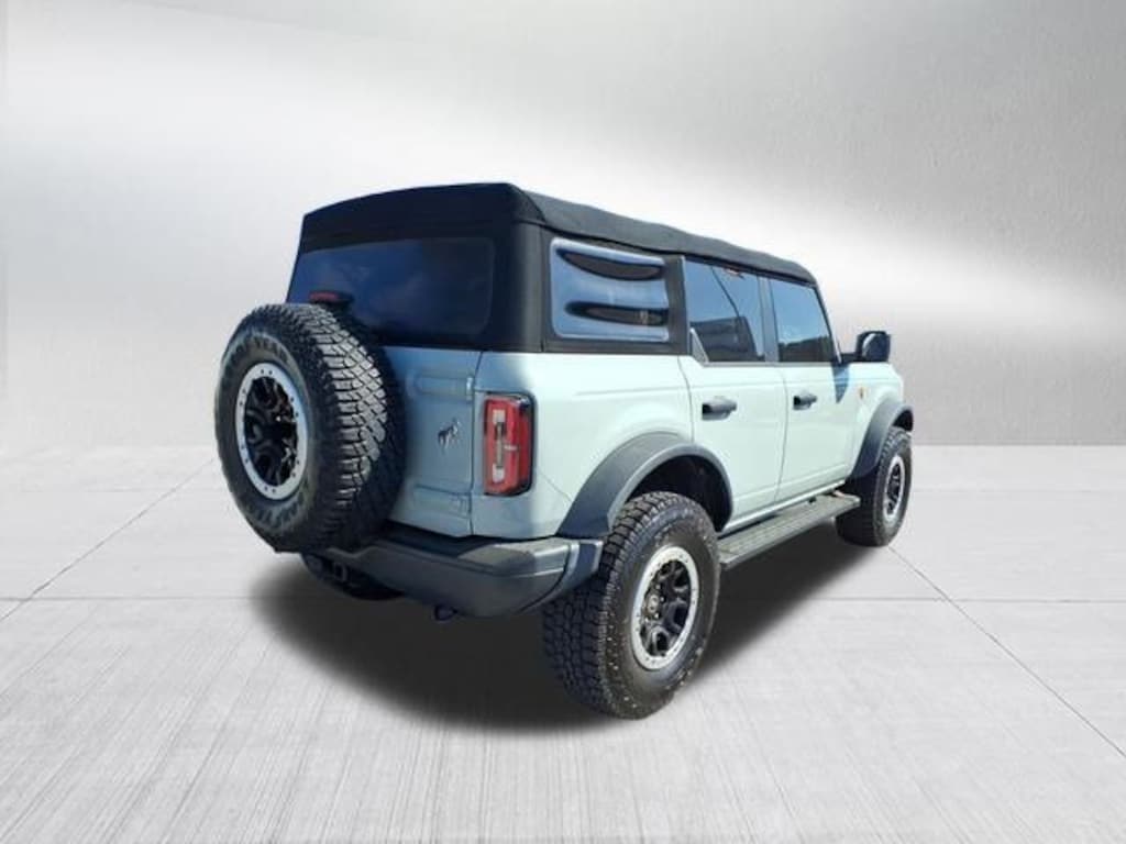 Used 2021 Ford Bronco Badlands SUV