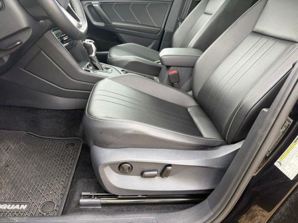 Certified 2024 Volkswagen Tiguan 2.0T SE SUV