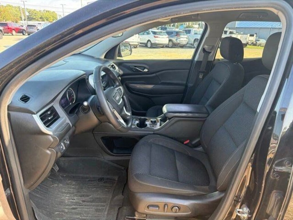 Used 2022 GMC Acadia SLE SUV